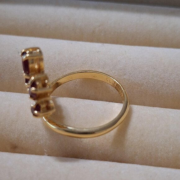 CELEBRITY Ruby Red Rhinestones Ring, Celebrity Mark - Picture 11 of 13